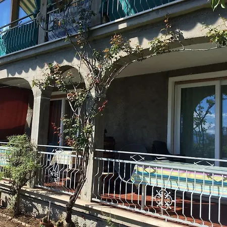 Roncocamana Bed & Breakfast Luino